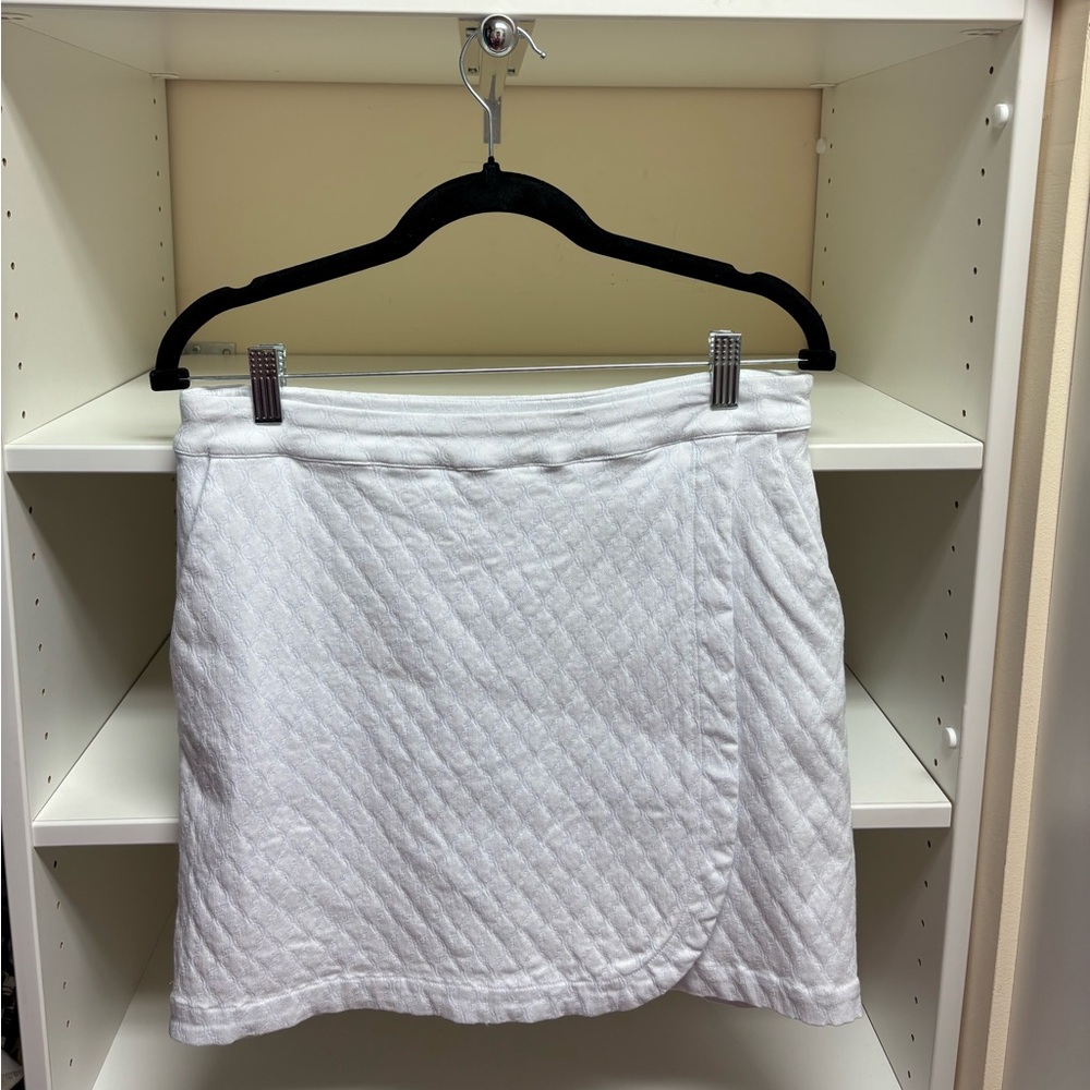 Tribal White Skort Size 8